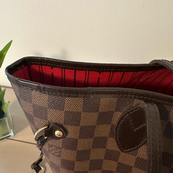 Designer Brown Checkered Tote Bag - Picture 8 of 16